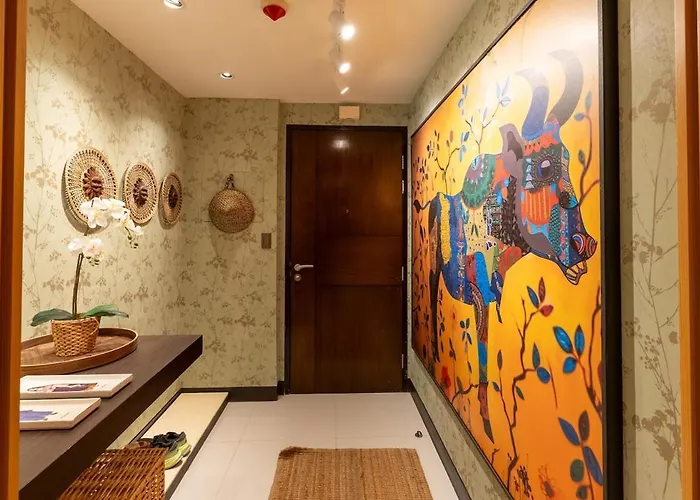 Premium 1br Modern Filipino At Bgc W Balcony