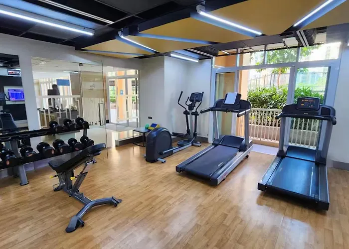 Apartamento Premium 1br Modern Filipino At Bgc W Balcony Manila